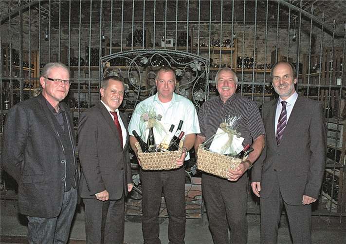 Ehrung für Heribert Coßmann und Willi Beu. UM