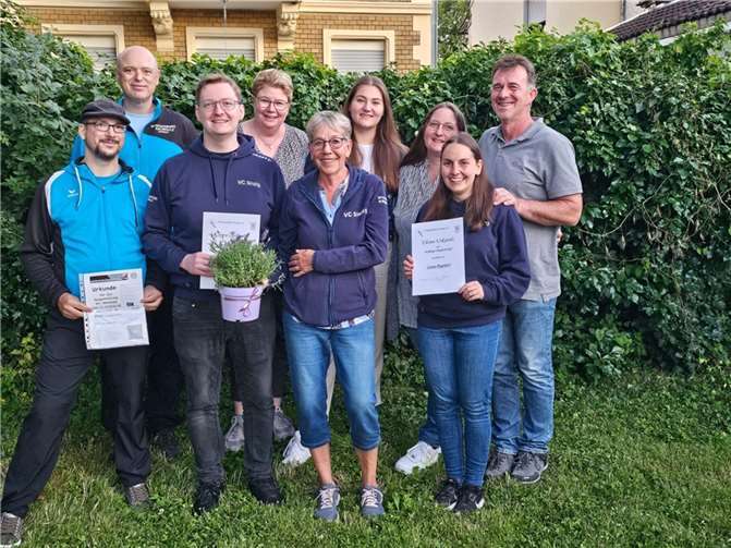 Ehrung verdienter und langjähriger Mitglieder.  Foto: privat