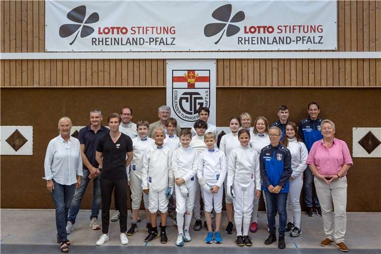Ehrung von Peter Joppich für seine Olympiateilnahme in Tokio.Foto: Jan von Uxkull-Gyllenband