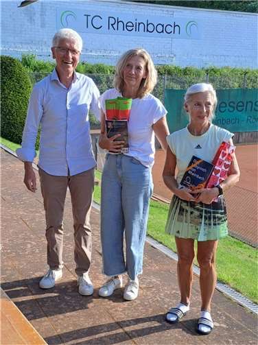 Ehrung von Siegerinnen.