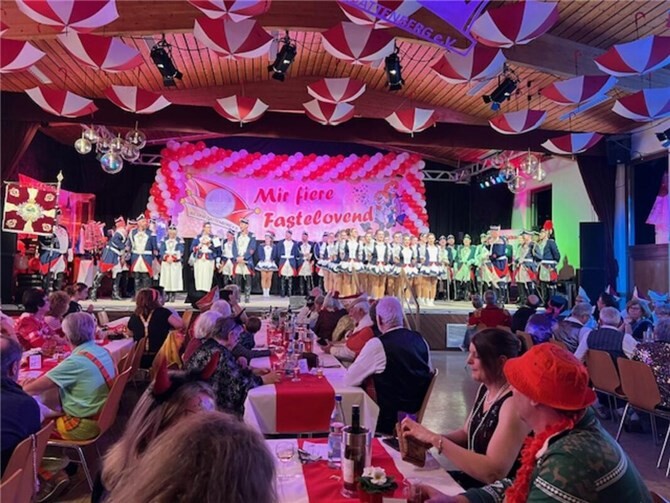 Ein Abend voller Highlights: Die Prunksitzung der KG 1936 Dattenberg e.V..  Foto: Andrea Rox