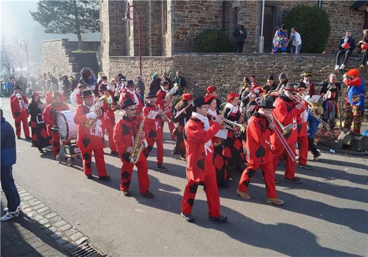 Ein Ausschnitt aus dem Rosenmontagszug vom letzten Jahr. privat