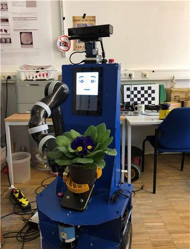 Ein Beispiel von Weltklasse: Mit Roboter Lisa gewann der Campus Koblenz mehrfach den Weltmeistertitel.Foto: privat