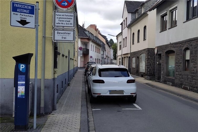 Ein Bewohnerparkbereich in Mayen (Stehbach)