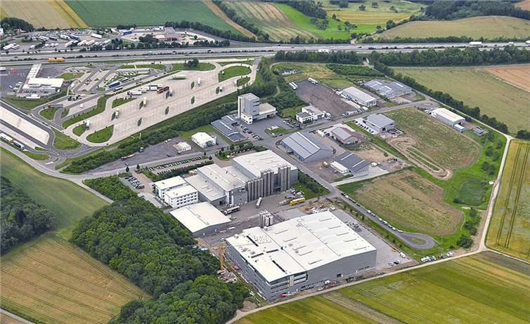 Ein Blick auf das Industriegebiet Brohltal Ost / A61. privat