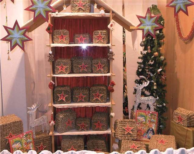 Ein Blick in das Schaufenster des FaiRegio-Ladens lohnt sich in der Vorweihnachtszeit ganz besonders.  Privat