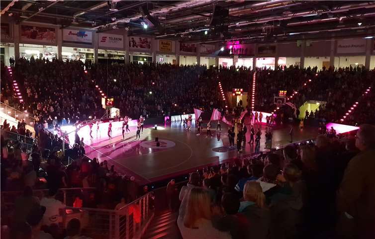 Ein Blick in den Dome.