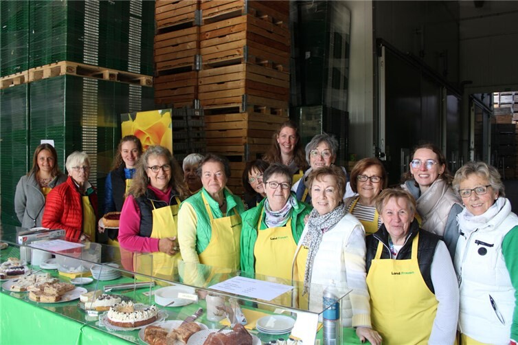 Ein Blütenfest ohne den Kuchenstand der Landfrauen? Unvorstellbar! Fotos: DU