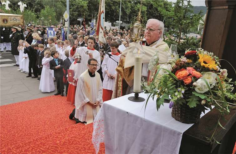 Ein Gottesdienst unter freiem Himmel bildete den Abschluss der Prozession.