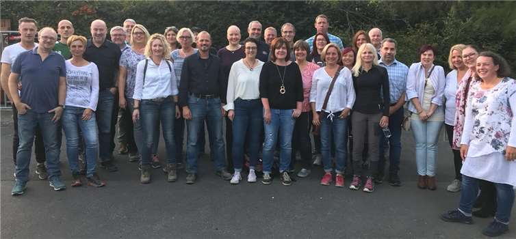 Ein Großteil des junggebliebenen Mendiger Grundschuljahrganges 68/69. privat