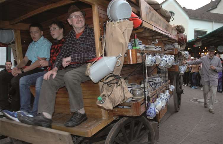 Ein Händlerwagen um 1900STUHA