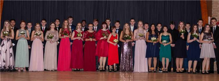 Ein Hauch von Glamour beim diesjährigen Abschlussball der IGS. Foto: Rudolf Schneider