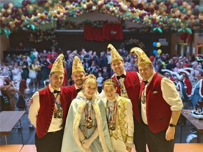 Ein Höhepunkt war der Auftritt des Namedyer Kinderprinzenpaares: Prinz Younes I. und Prinzessin Merle I. gewannen das Publikum schnell für sich.Foto: privat