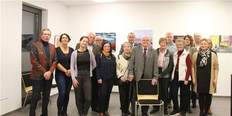 Ein Jahr lang fertigten die Künstler Zeichnungen, Malereien und Skulpturen zum festgelegten Thema an. Nun war es an der Zeit, die Werke der Öffentlichkeit zu präsentieren. Foto: privat