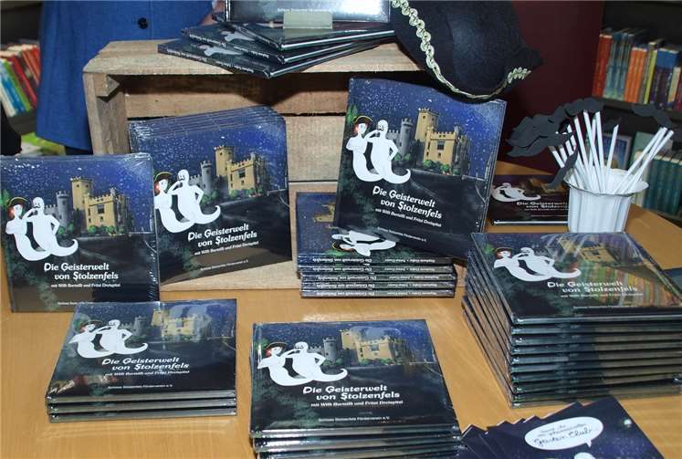 Ein Kinderbuch mit ganz viel historischem Hintergrund und den zwei Hauptakteuren Willi Bartzilli und Fritzi Dreispitz soll die Kinder für das Schloss Stolzenfels.