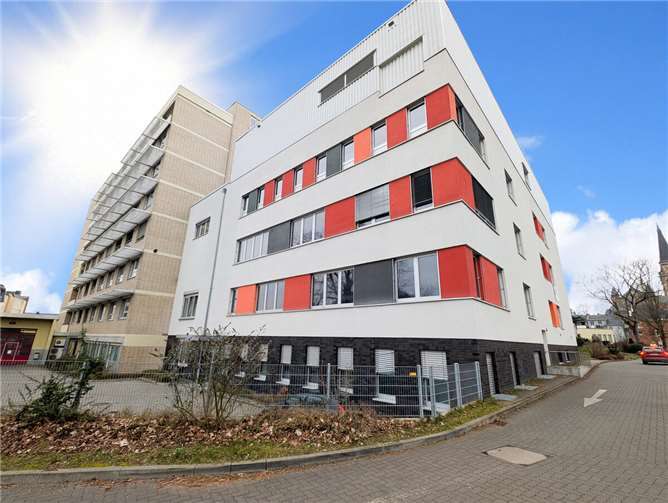 Ein Krankenhaus mit zwei Betriebsstätten: das DRK-Krankenhaus wird Teil des Marienhaus Klinikums St. Elisabeth Neuwied.  Foto: Christian Belz