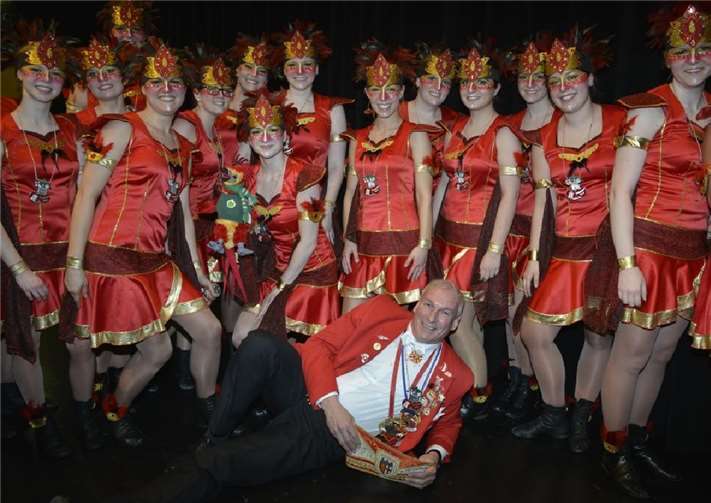 „Ein Mann liegt uns zu Füßen!“