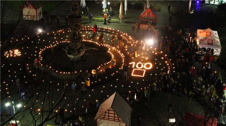 Ein Million Sterne: Der Koblenzer Josef-Görres-Platz strahlte in einem Kerzenmeer.privat