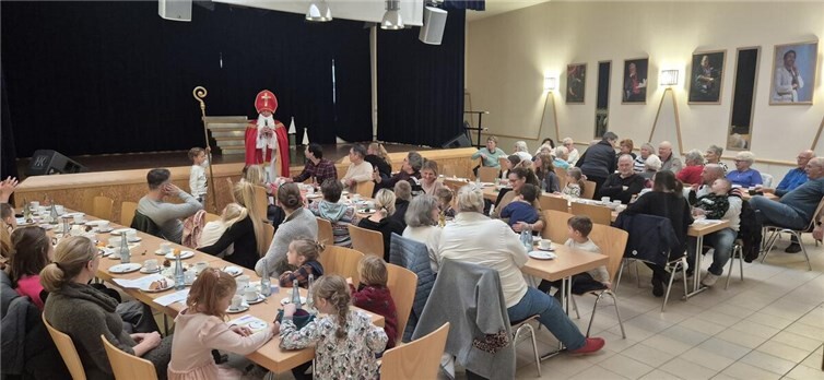 Ein Nachmittag voller Gemeinschaft: der Adventskaffee in Naunheim. Foto: Ortsgemeinde Naunheim