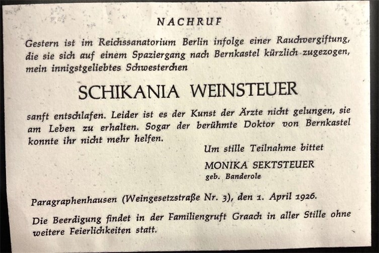 Ein Nachruf der Moselwinzer als deftiger Seitenhieb für die nach massiven Protesten abgeschaffte Weinsteuer.
