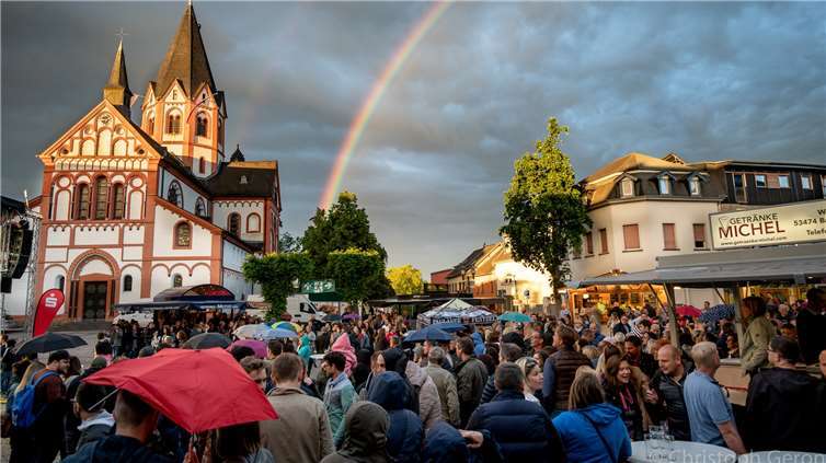 Ein Regenbogen entschädigte für den vorherigen Regenguss.Fotos: Christoph Geron