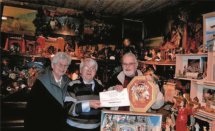 Ein Scheck mit dem viel Gutes bewirkt werden kann. privat