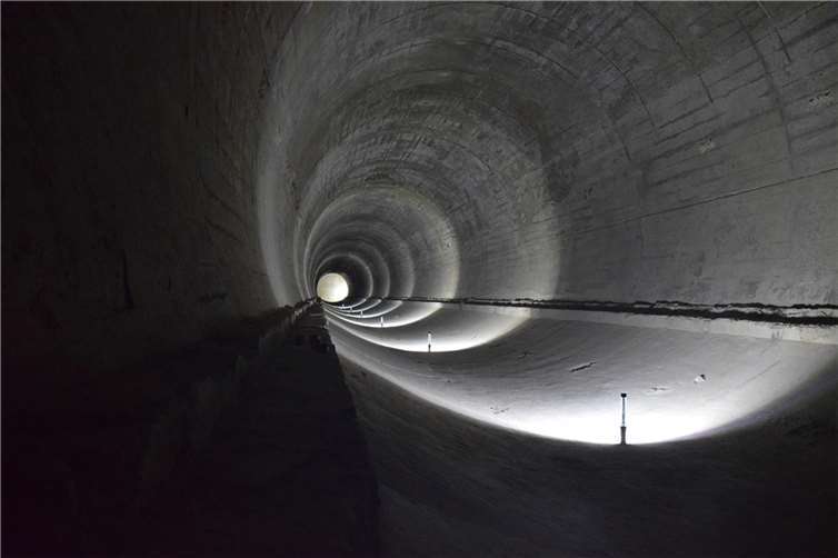 Ein Seitenstollen im rückgebauten Teil des Regierungsbunkers wird am 11. und 12. Februar Ziel von Sonderführungen. Foto: Jörg Diester