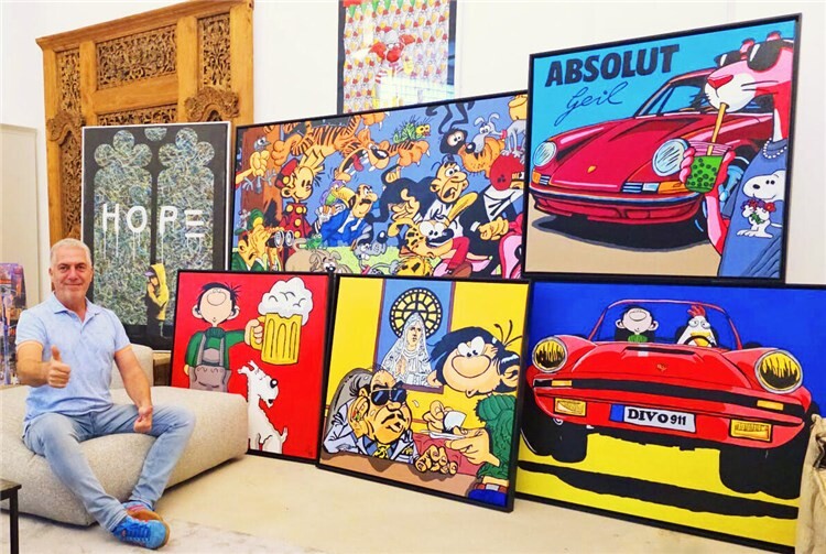 Ein Stück Kruft hat seinen Weg nach Miami gefunden: Die neue Pop-Art-Serie „Helden zum Anlehnen“ von Divo Santino wird in einer renommierten Galerie in Miami Beach dauerhaft ausgestellt, passend zur berühmten Art Basel Miami Beach 2025.Foto: privat