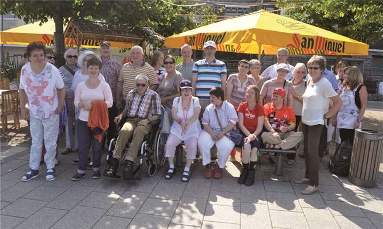 Ein Tag, den alle genossen: Schon seit ungefähr 30 Jahren laden die Remagener Sebastianer einmal im Jahr behinderte Menschen aus dem Dekanat ein. AB