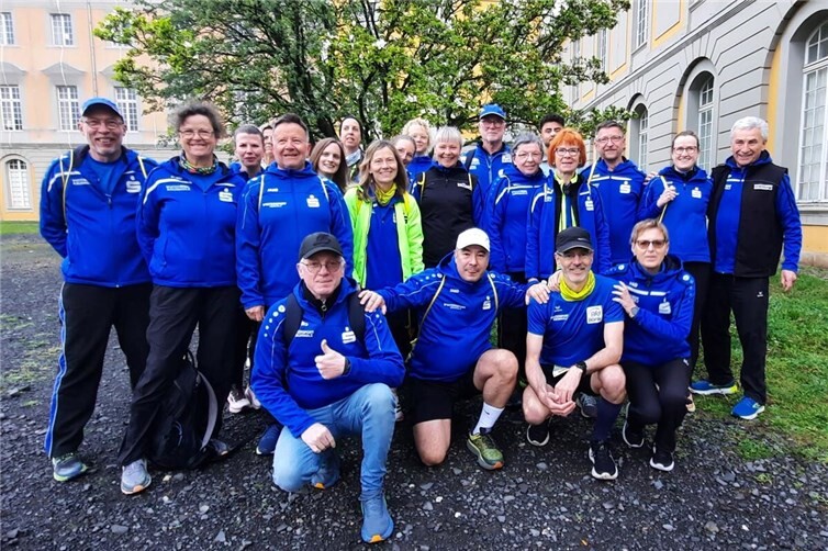 Ein Teil der LG`ler vor dem Start des Halbmarathons