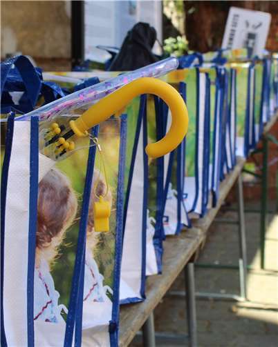 Ein Teil der zahlreichen Preise für die jungen Leserinnen und Leser.