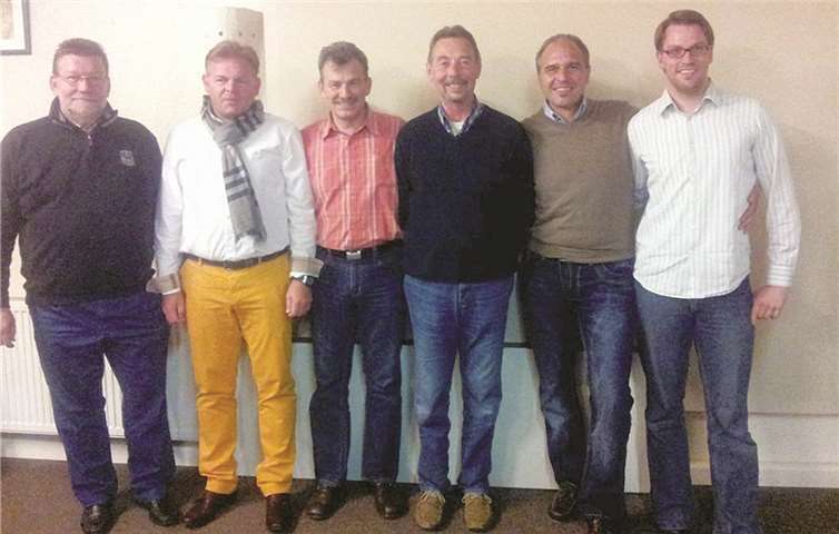 Ein Teil des Vorstands (v. l.): Senatorensprecher Wolfgang Brockhaus, 1. Vorsitzender Frank Reufels, Kommandant Nihat Kökce, Schatzmeister Gerd Hoppen, 2. Beisitzer Stefan Kirschbaum, 1. Beisitzer und Schriftführer Kai Augsburg.privat