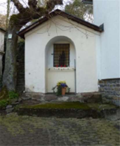 Ein Vermächtnis unserer Vorfahren; wer hilft, es wieder in einen würdigen Zustand zu versetzen?privat