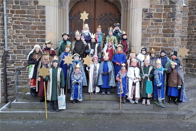 Ein Wochenende voller Herzlichkeit: die Sternsinger in Oberfell. Fotos: privat