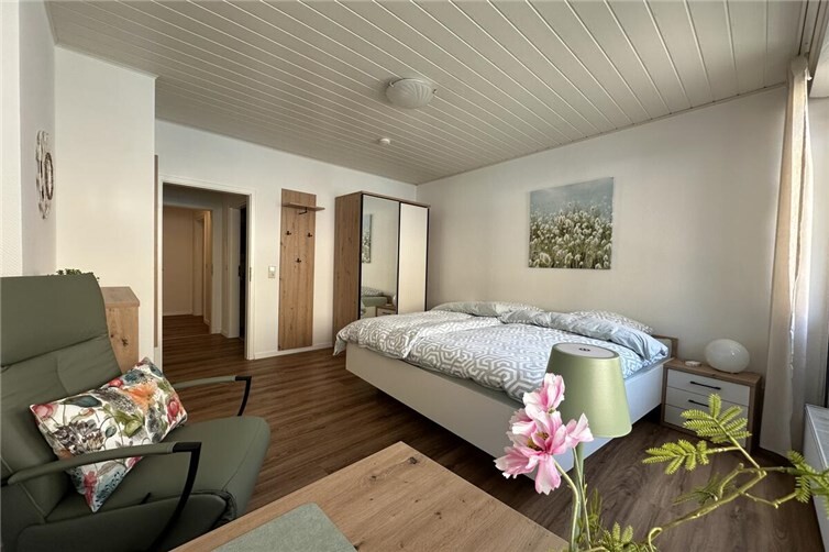 Ein Zimmer.