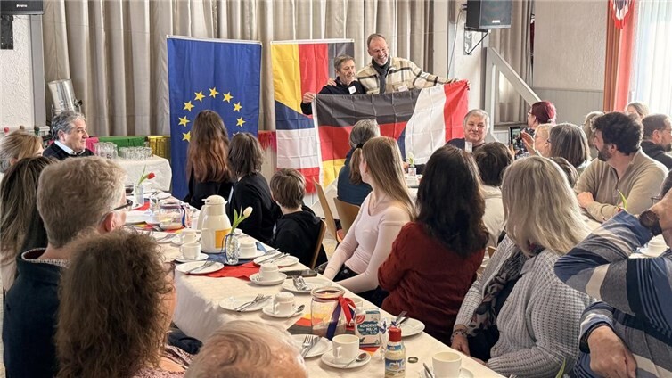 Ein besonderer Gast war der Vorsitzende des Partnerschaftsvereins aus Terres-de-Caux, Gilles Dru, der eigens aus Frankreich angereist war. Foto: privat