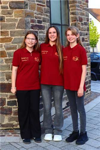 Ein besonderer Höhepunkt der Veranstaltung war die Vorstellung des designierten ersten Meckenheimer Mädchendreigestirns für die Session 2025/2026.