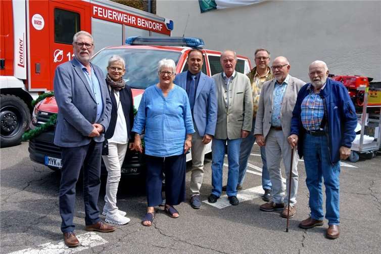 Ein besonderer Höhepunkt der Veranstaltung war die feierliche Segnung des neuen Einsatzfahrzeugs.  Foto: privat