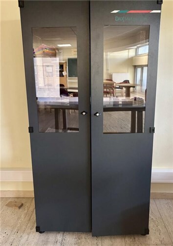 Ein besonderer Höhepunkt des Projekts war die eigenständige Herstellung eines Schranks.