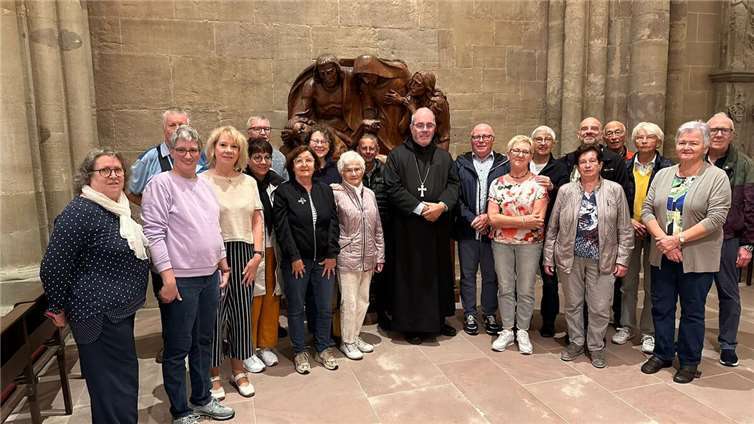 Ein besonderer Höhepunkt war das Treffen und der persönliche Segen durch den neuen Abt der Abtei, Pater Wendelinus Naumann OSB.  Foto: Tholey©KABBildungswerkKaiser