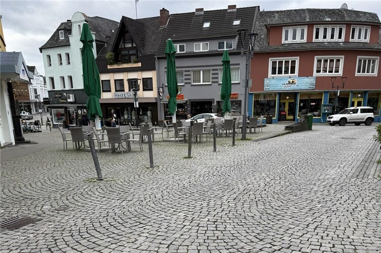 Ein besonderer Schwerpunkt des Bürgerdialogs der FWG liegt auf den aktuell zur Diskussion stehenden Vorschläge zur Änderung des Verkehrskonzeptes im Bereich Marktplatz.