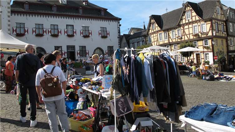 Ein buntes Angebot an Waren wird es wieder beim Antik- und Trödelmarkt in Linz geben.  Stadt Linz