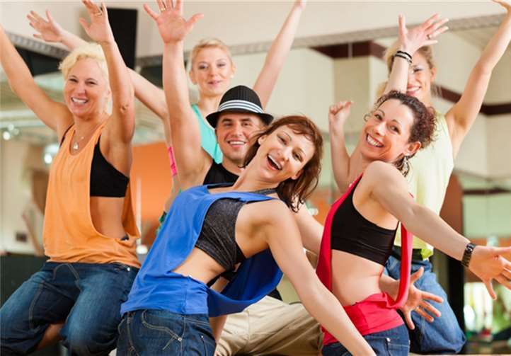 Ein buntes Tanz- und Gymnastikfestival wird dem Publikum bei der Happy Gymnastic geboten. Kzenon - Fotolia