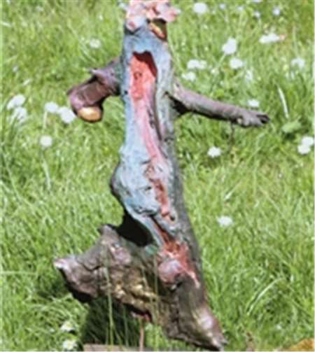 Ein der Skulpturen von Ulrich R. Scheel. privat