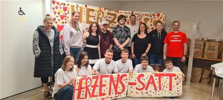 Ein engagiertes Team aus Schülerinnen und Schülern setzte die Aktion mit Tamina Kramer um.  Foto: privat