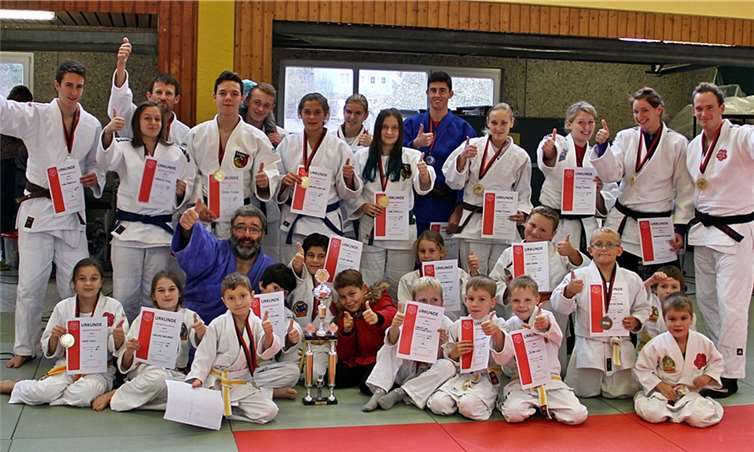 Ein erfolgreiches Wochenende für den Judo-Club Bad Ems - die Kreismeister 2015 setzten sich durch.Willi Willig