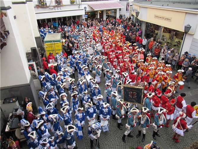 Ein farbiges Bild: Andernachs närrische Korporationen. Fotos:MKA