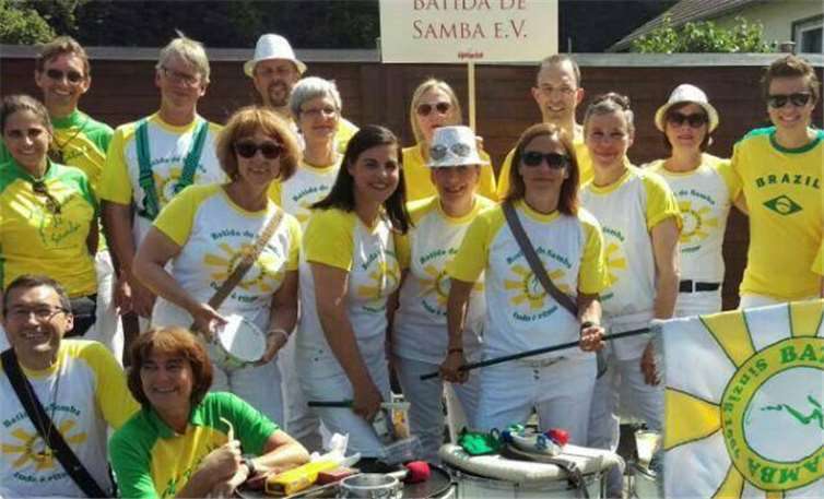 Ein fester Bestandteil der örtlichen Kulturszene sind mittlerweile die Trommler von Batida de Samba.  privat