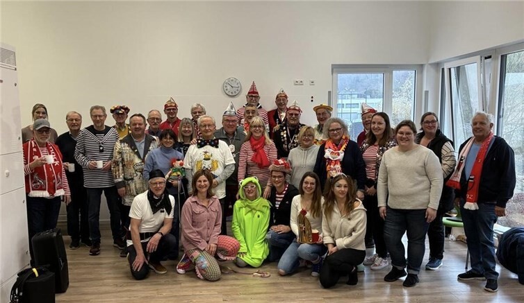 Ein fröhlicher Besuch des Männergesangvereins.  Foto: Hans Schmitt