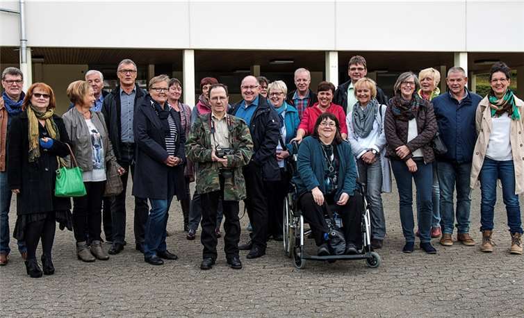 Ein gemeinsames Klassenfoto nach 40 Jahren. privat